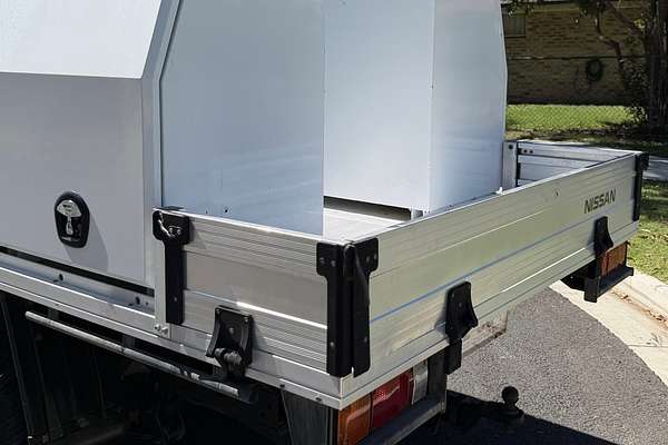 2017 Nissan Navara RX D23 Series 2 4X4