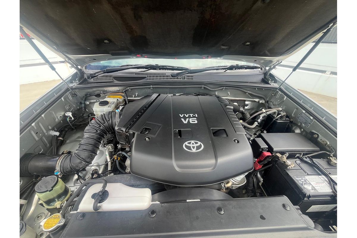 2004 Toyota Landcruiser Prado VX GRJ120R