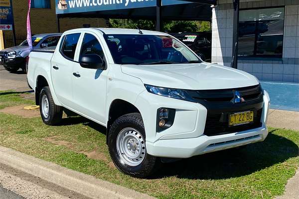 2018 Mitsubishi Triton GLX ADAS MR 4X4