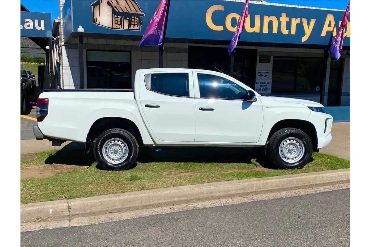 2018 Mitsubishi Triton GLX ADAS MR 4X4