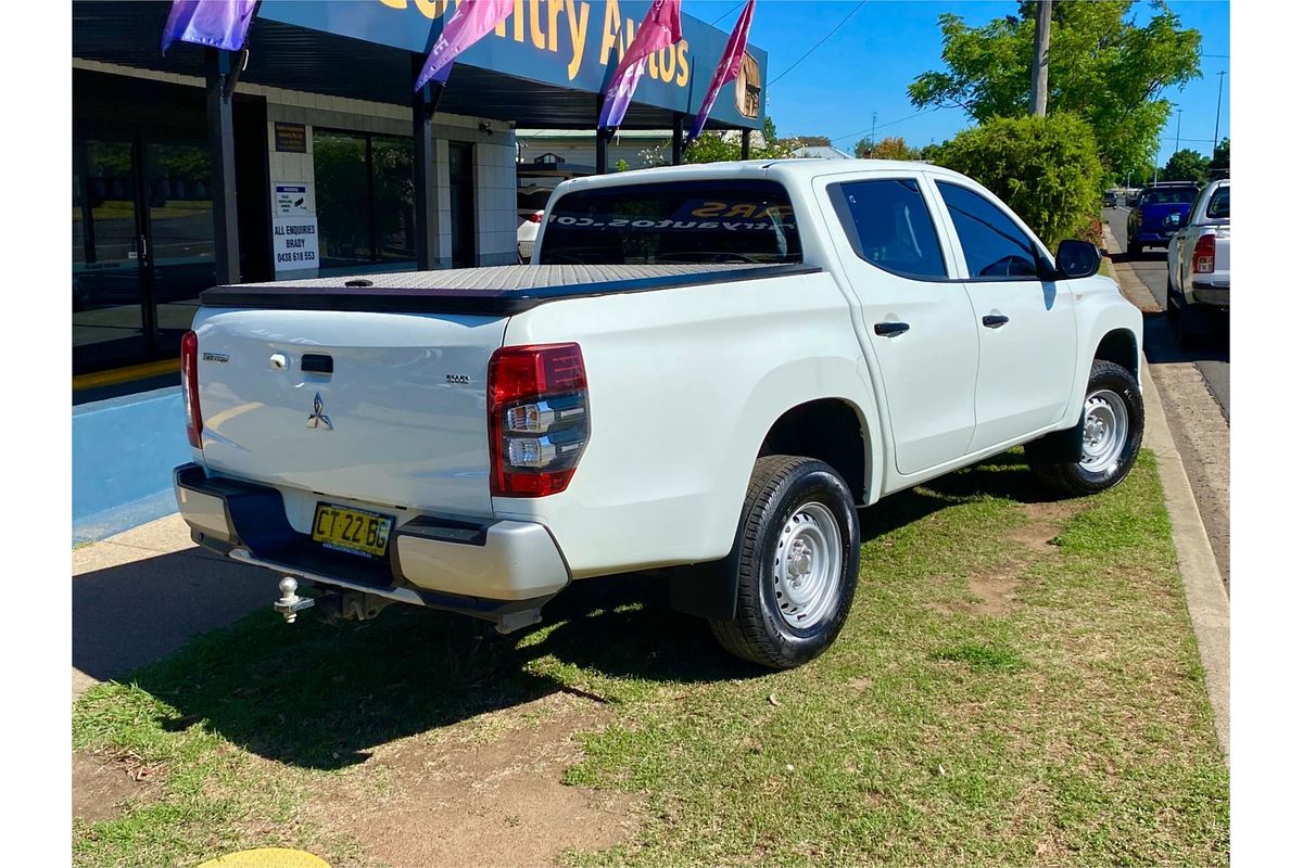 2018 Mitsubishi Triton GLX ADAS MR 4X4