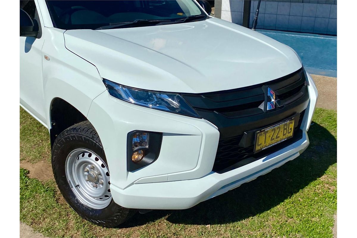 2018 Mitsubishi Triton GLX ADAS MR 4X4