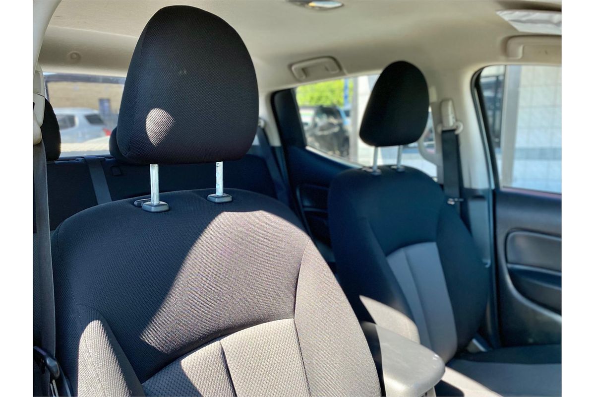 2018 Mitsubishi Triton GLX ADAS MR 4X4