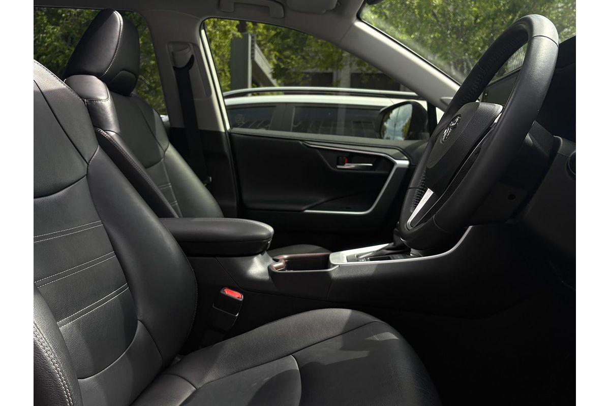 2019 Toyota RAV4 Cruiser AXAH52R