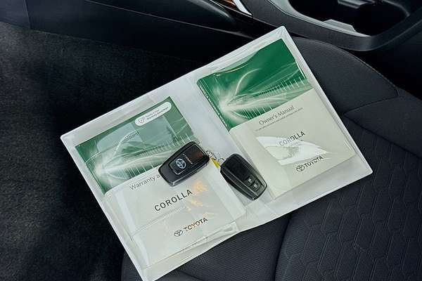 2022 Toyota Corolla Ascent Sport Hybrid ZWE219R