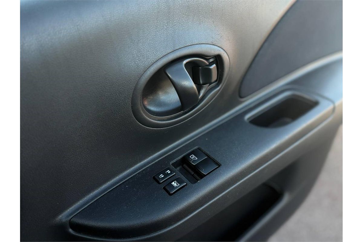 2013 Nissan Micra ST K13