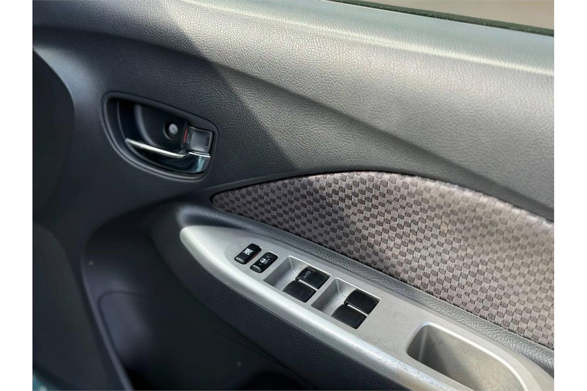 2006 Toyota Yaris YRS NCP93R