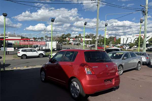 2010 Suzuki Swift RS415