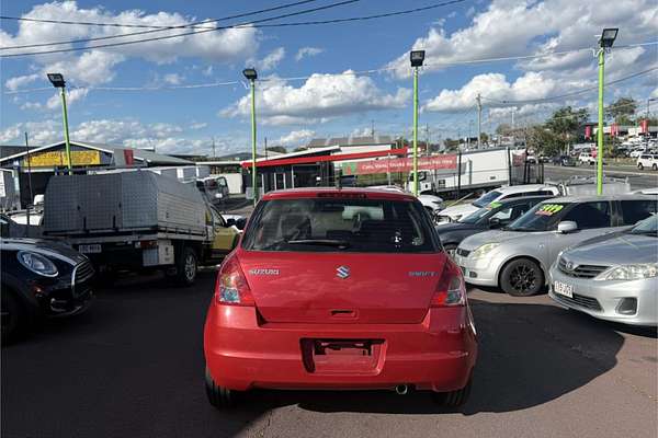 2010 Suzuki Swift RS415