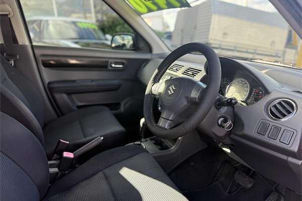 2010 Suzuki Swift RS415