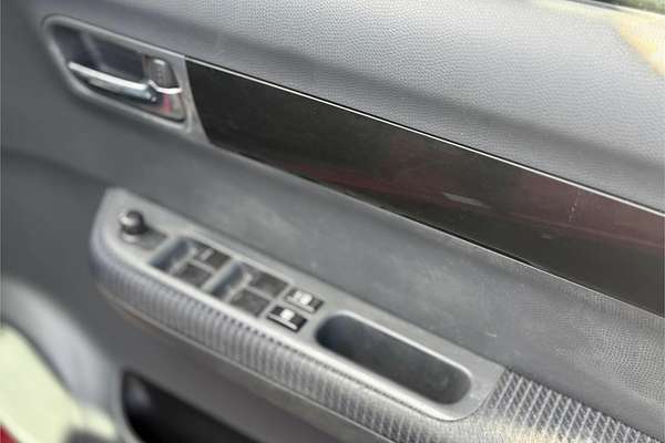 2010 Suzuki Swift RS415