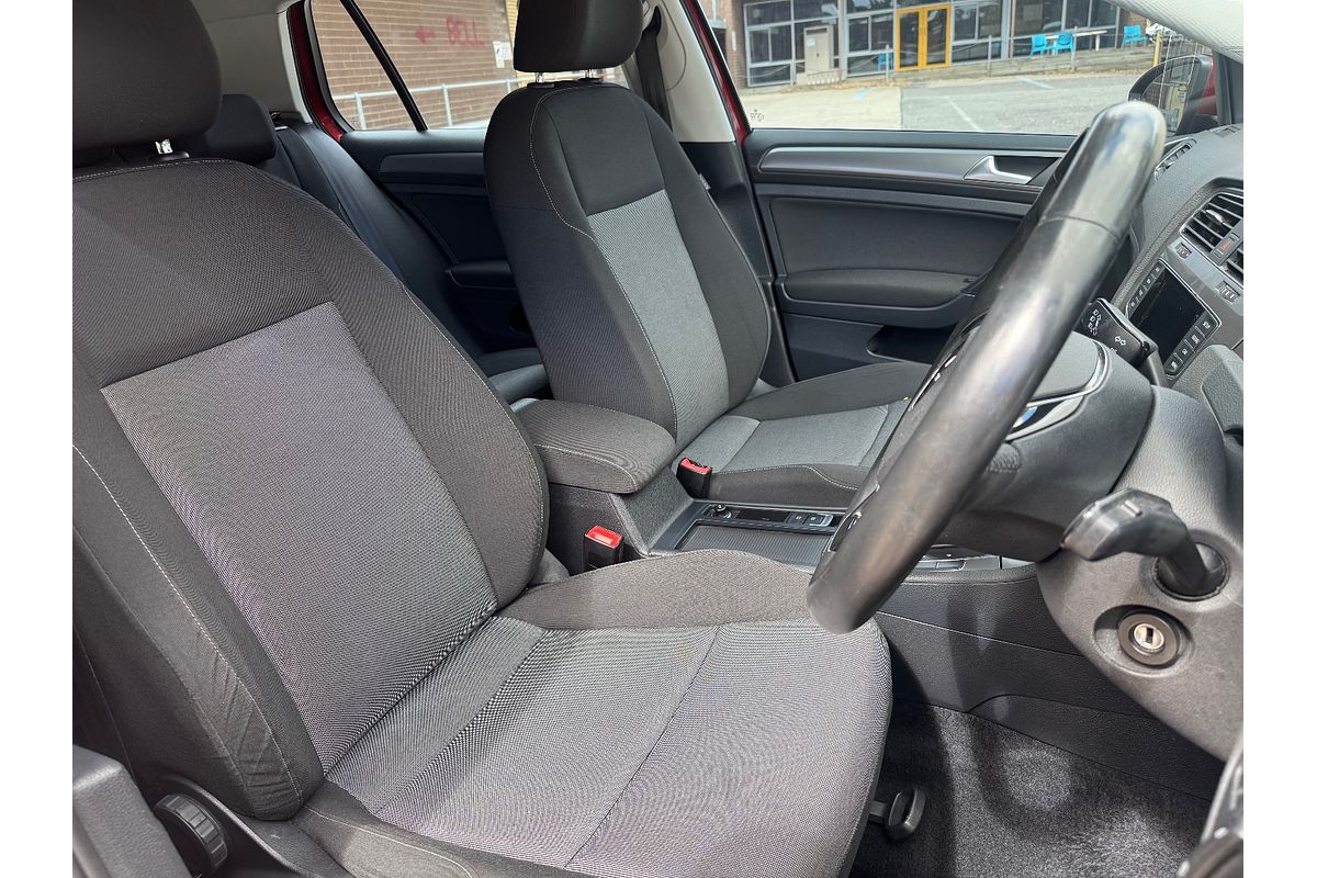 2013 Volkswagen Golf 90TSI 7