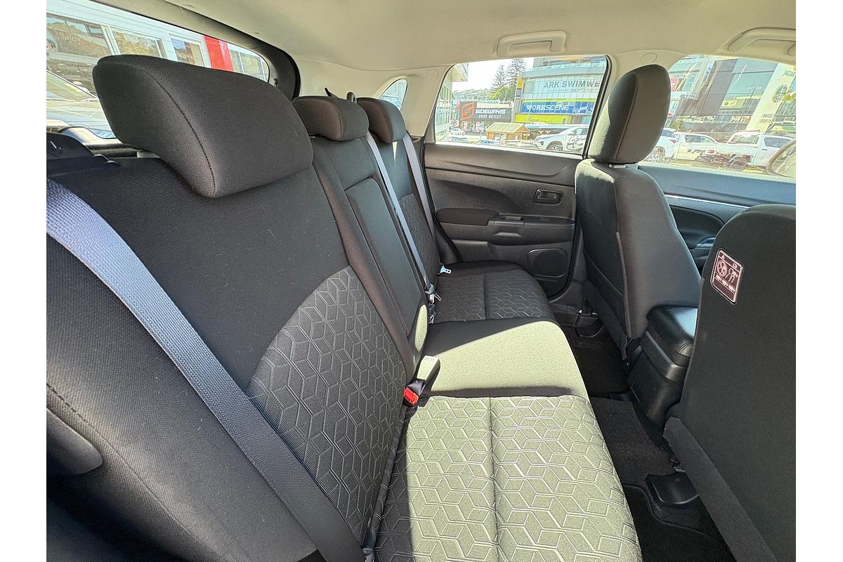 2023 Mitsubishi ASX ES XD