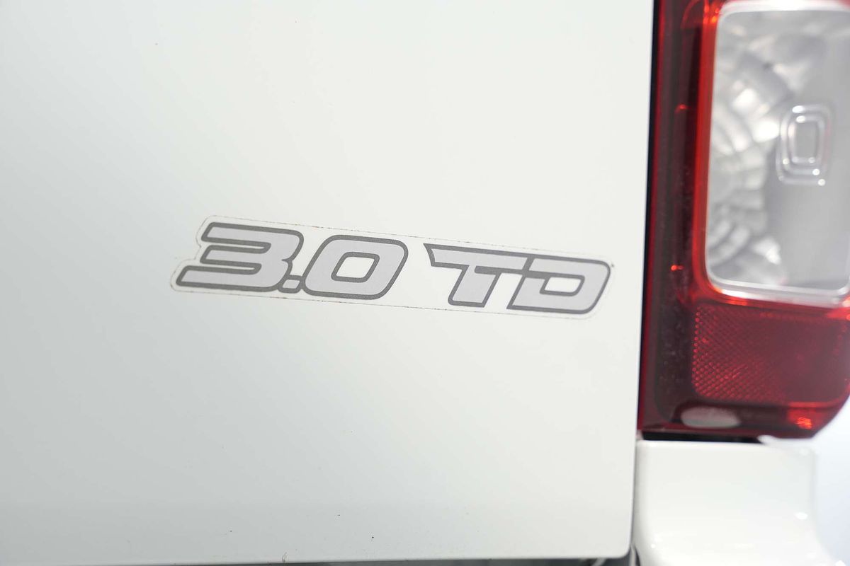 2021 Isuzu D-MAX SX High Ride Rear Wheel Drive