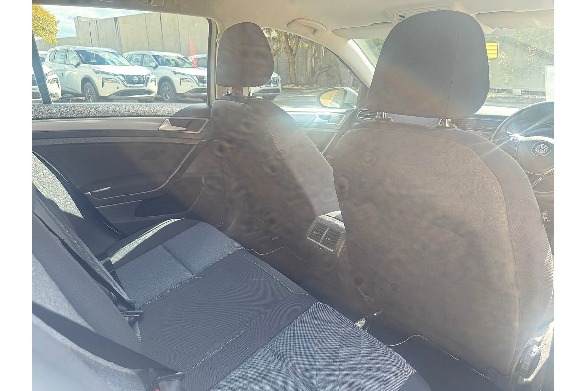 2016 Volkswagen Golf 92TSI 7