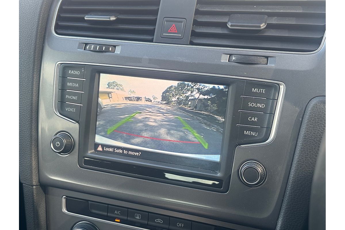 2016 Volkswagen Golf 92TSI 7