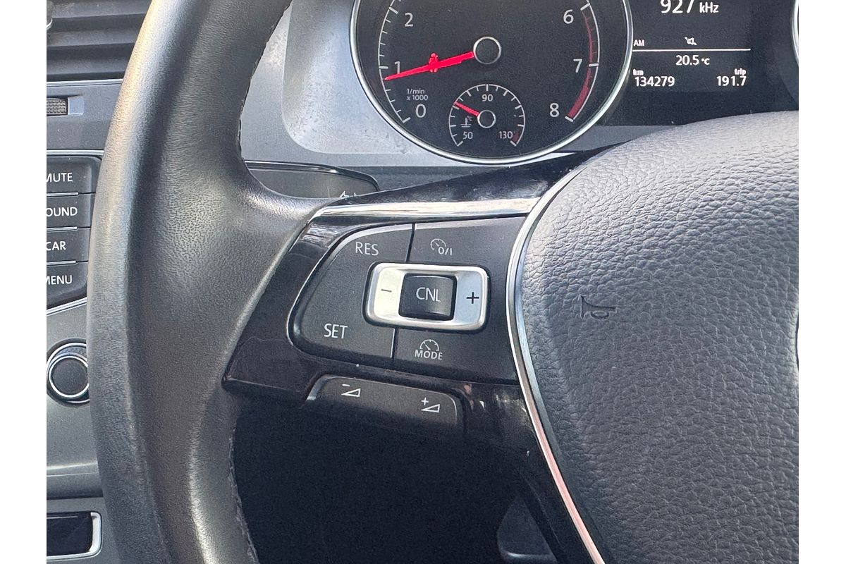 2016 Volkswagen Golf 92TSI 7