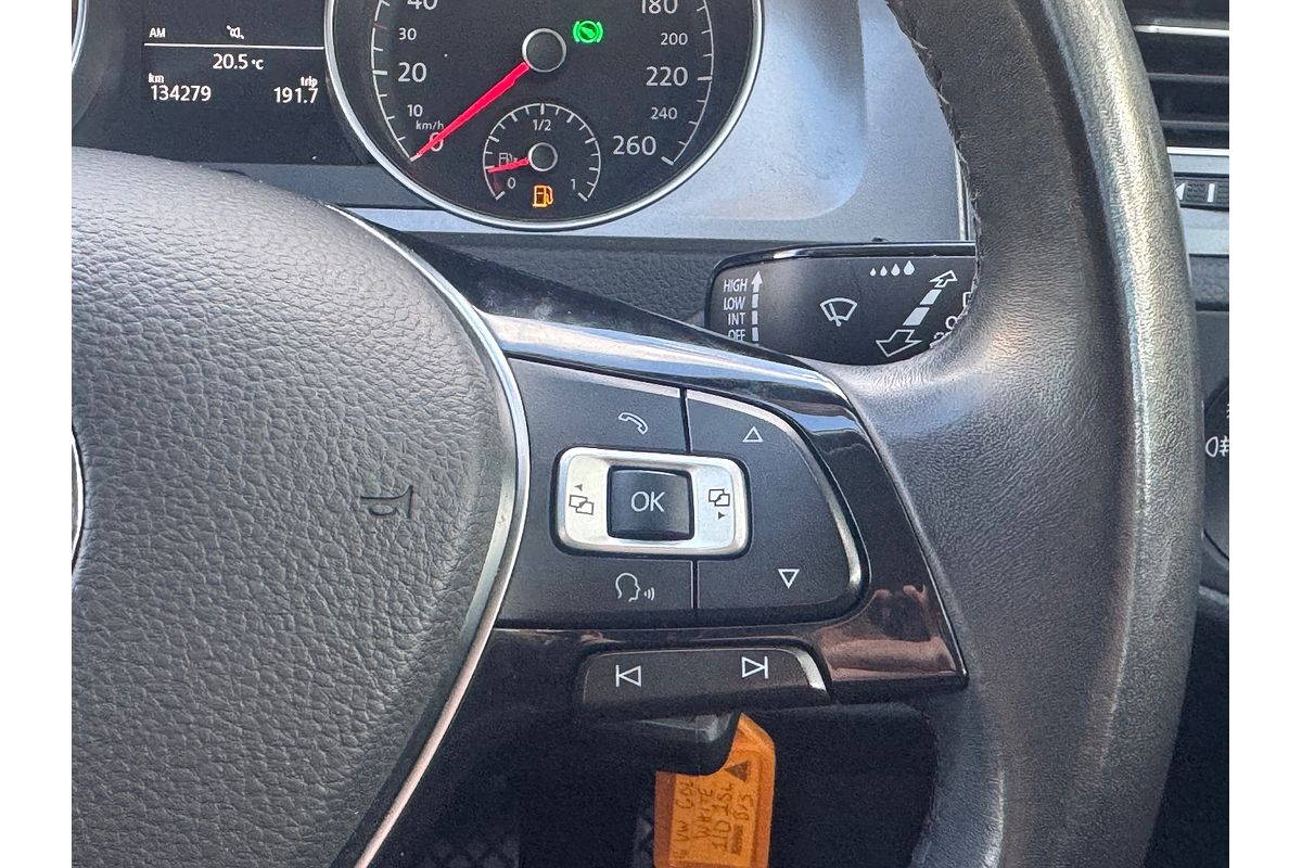 2016 Volkswagen Golf 92TSI 7