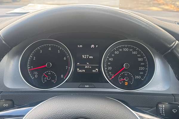 2016 Volkswagen Golf 92TSI 7