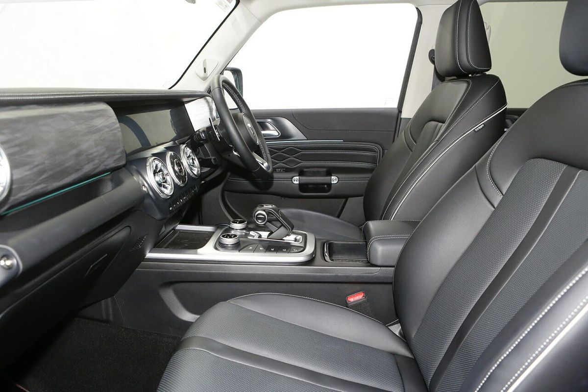 2024 GWM Tank 300 Ultra Hybrid P01