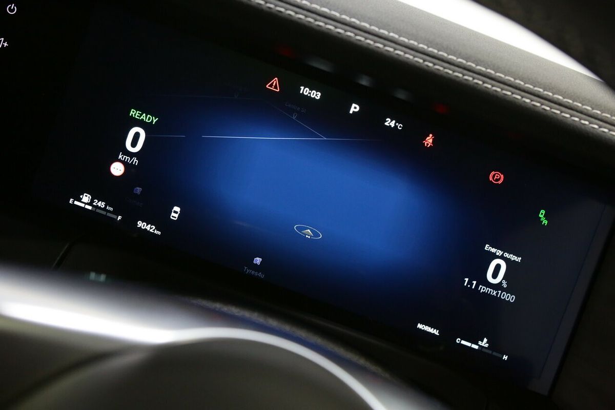 2024 GWM Tank 300 Ultra Hybrid P01