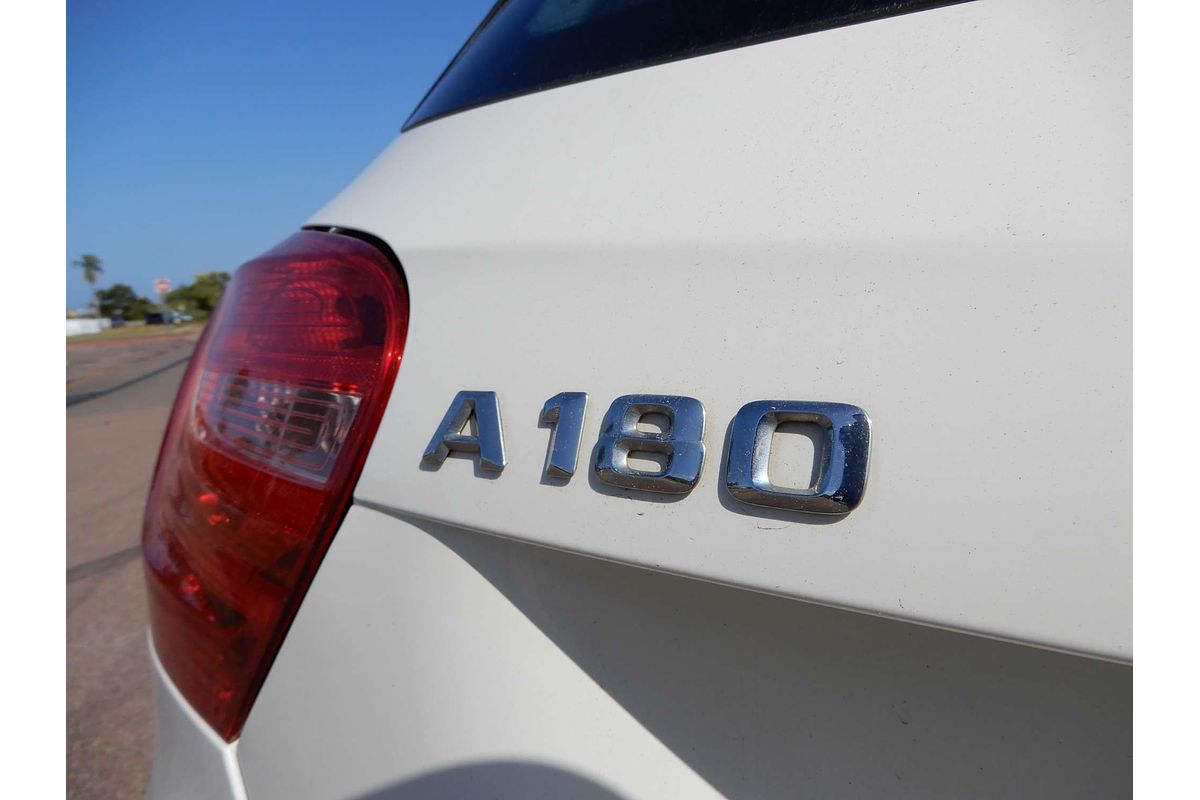 2015 Mercedes-Benz A-Class A180 W176