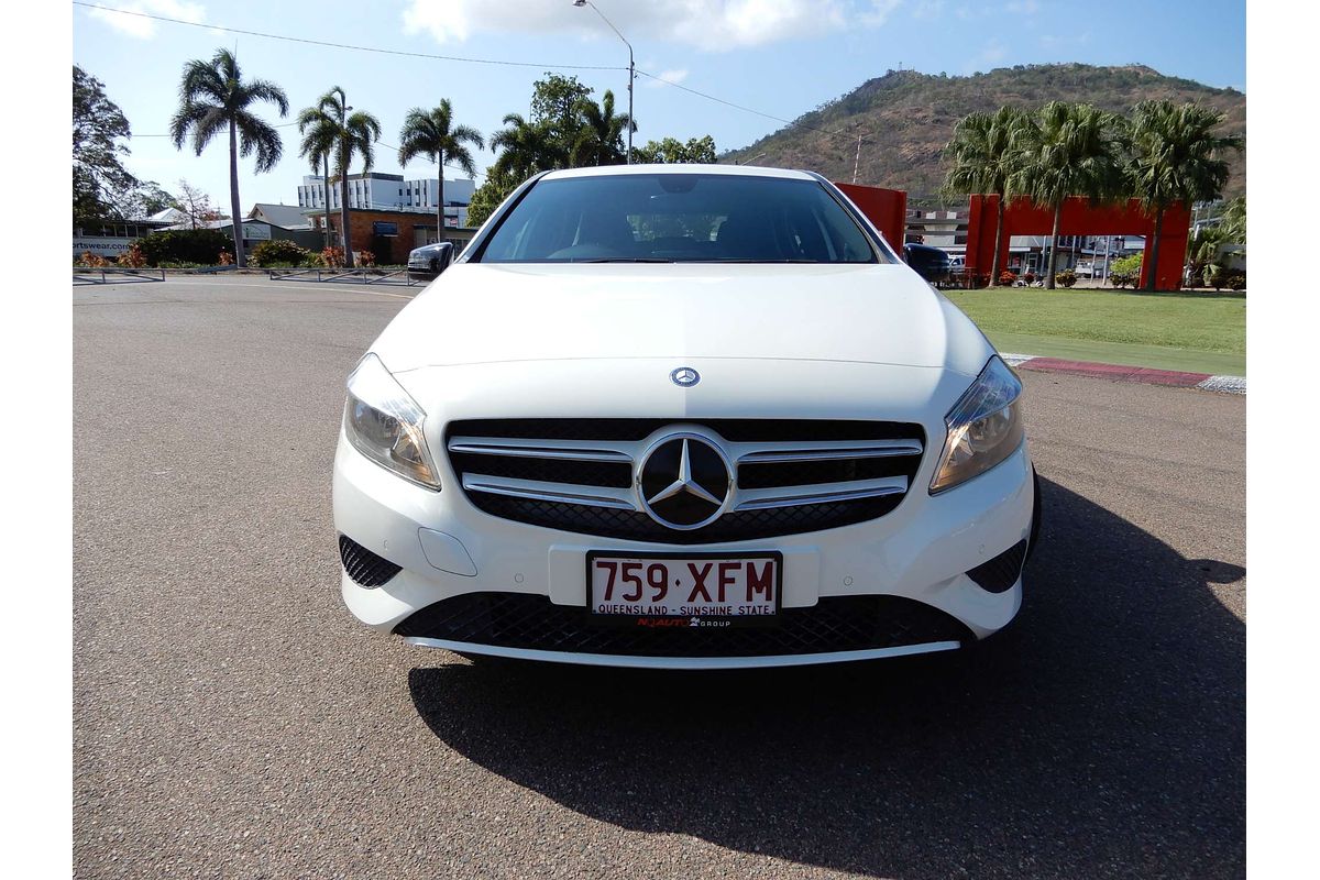 2015 Mercedes-Benz A-Class A180 W176