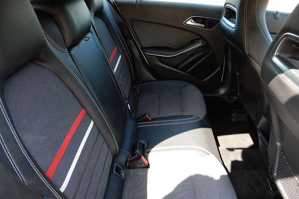 2015 Mercedes-Benz A-Class A180 W176