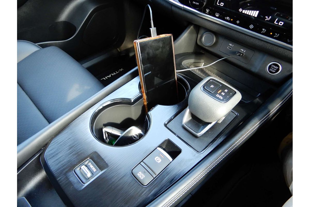 2023 Nissan X-TRAIL ST-L T33