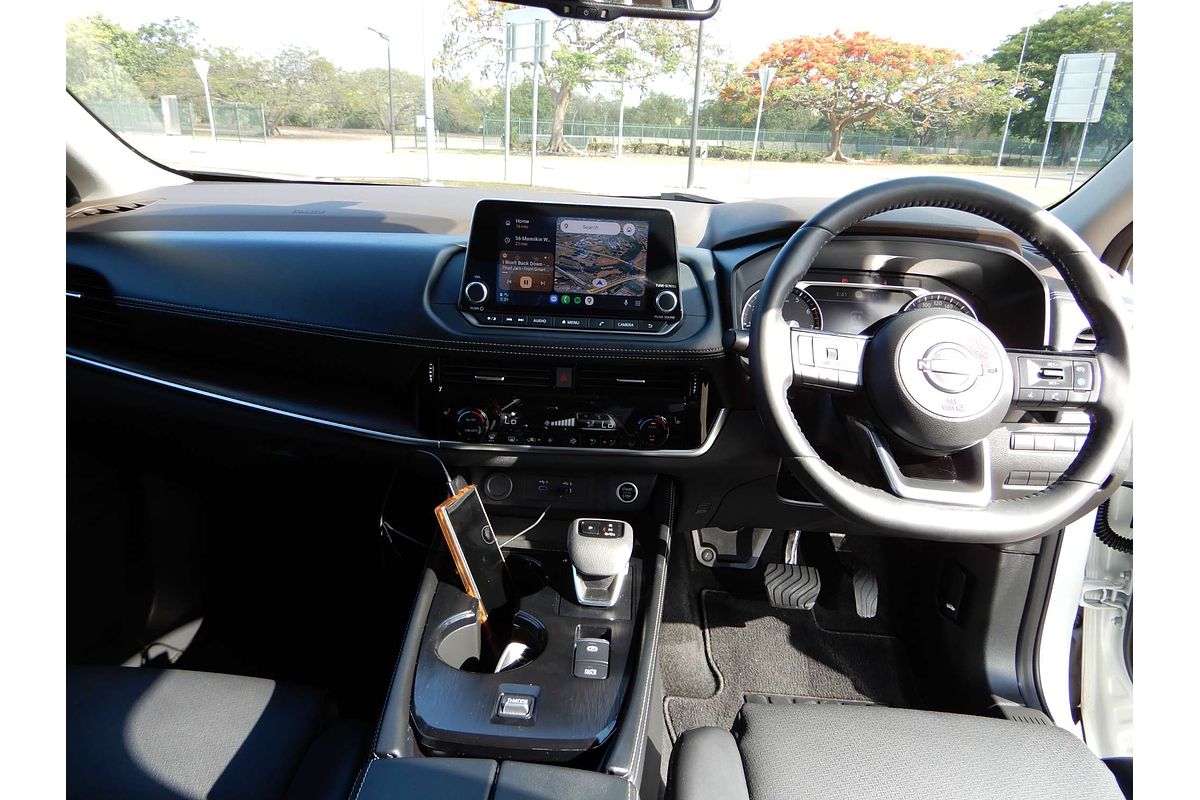 2023 Nissan X-TRAIL ST-L T33