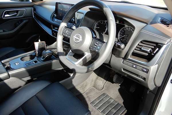 2023 Nissan X-TRAIL ST-L T33