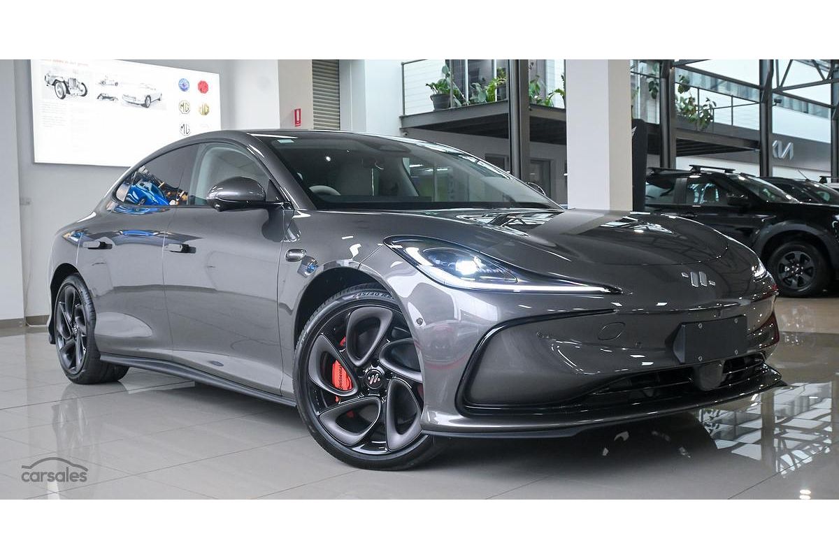 2025 MG IM5 Performance P12L