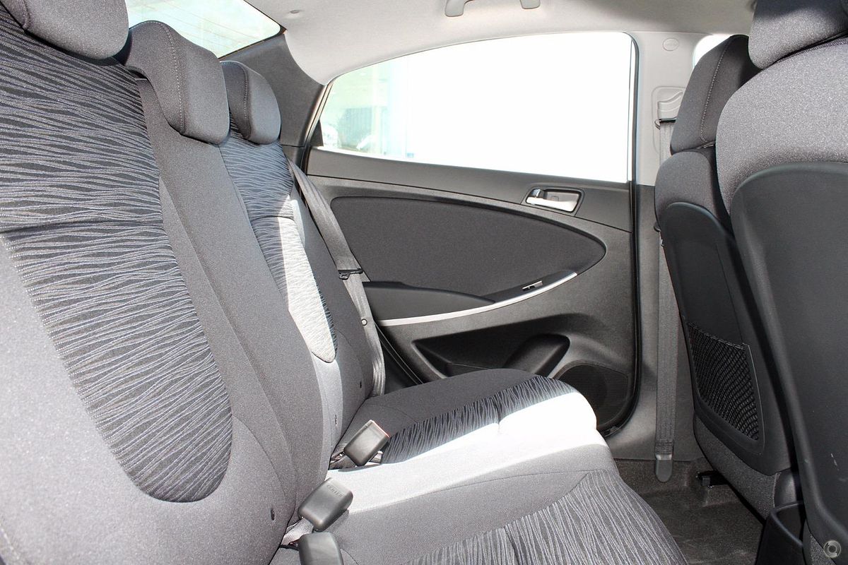 2017 Hyundai Accent Active RB4