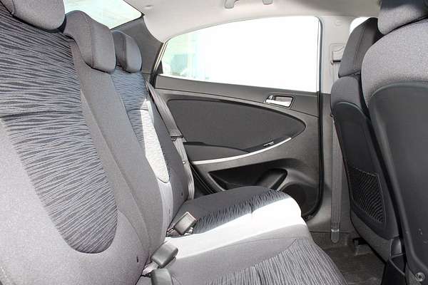 2017 Hyundai Accent Active RB4