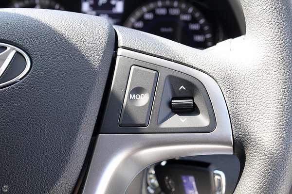 2017 Hyundai Accent Active RB4