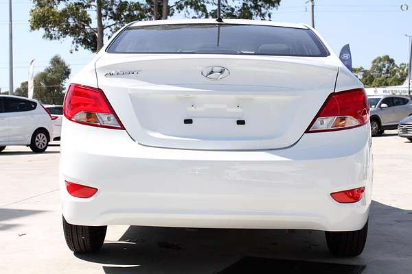 2017 Hyundai Accent Active RB4