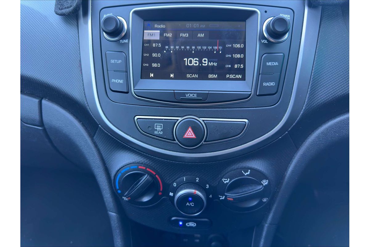 2016 Hyundai Accent Active RB3