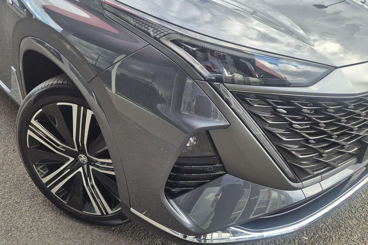 2025 MG QS Essence IS31