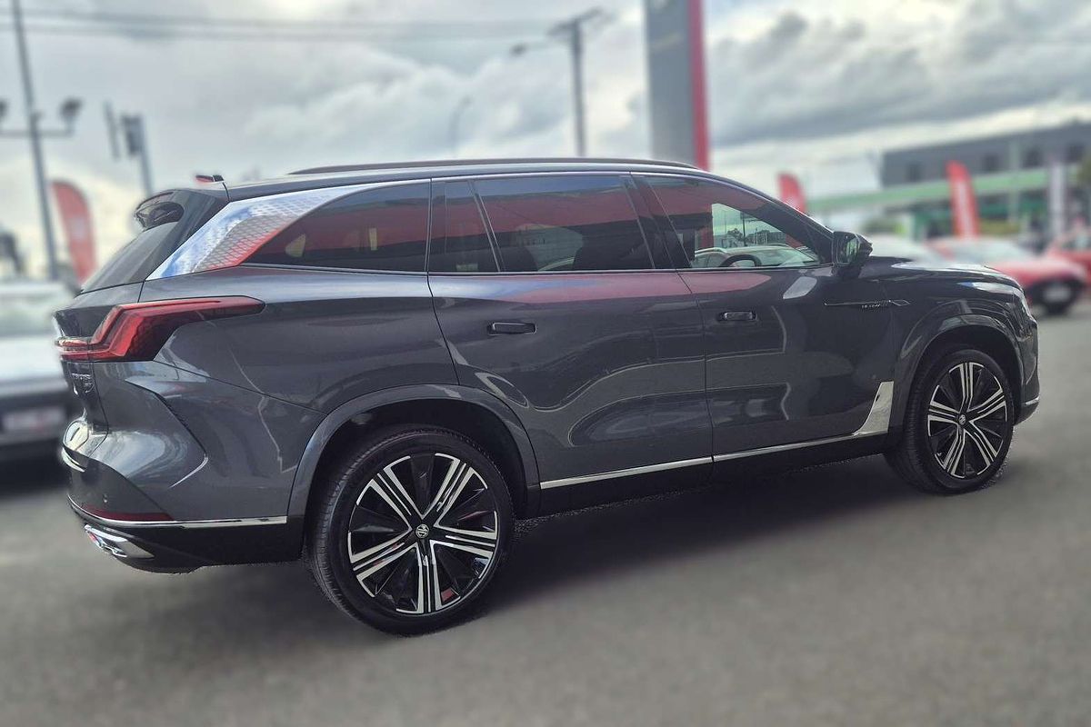 2025 MG QS Essence IS31