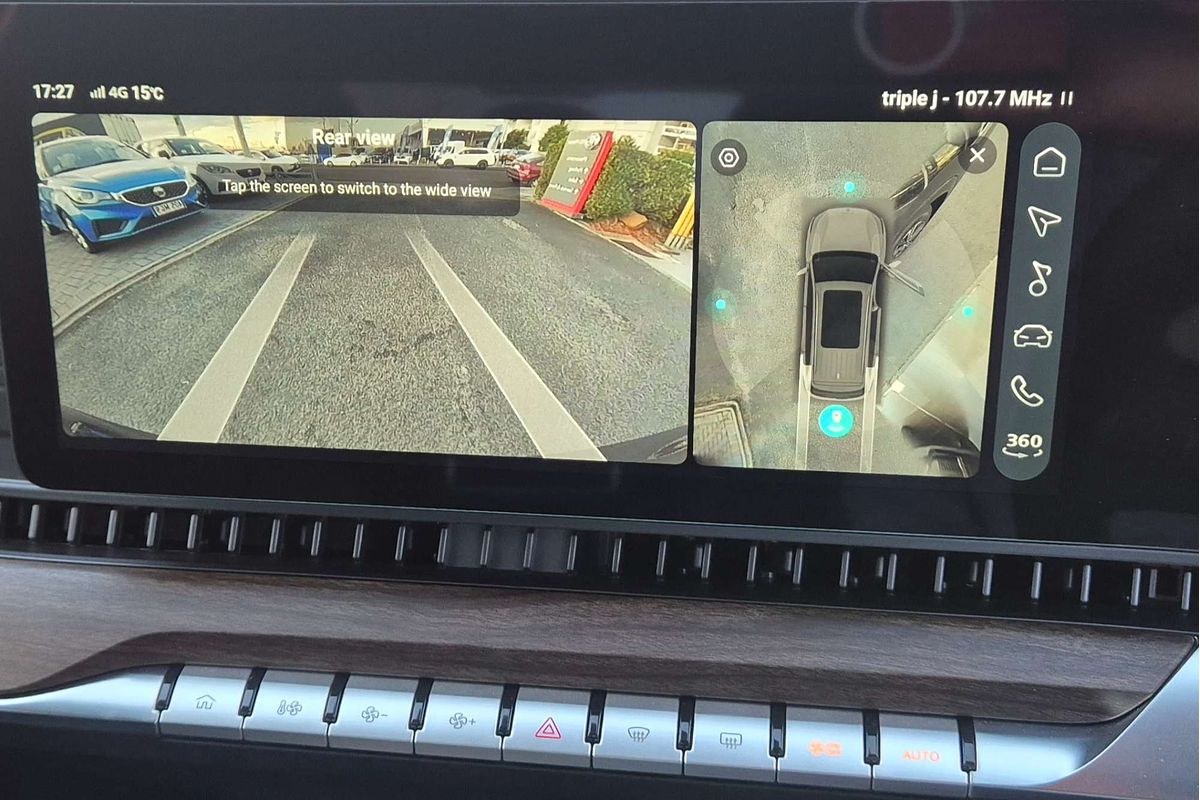 2025 MG QS Essence IS31