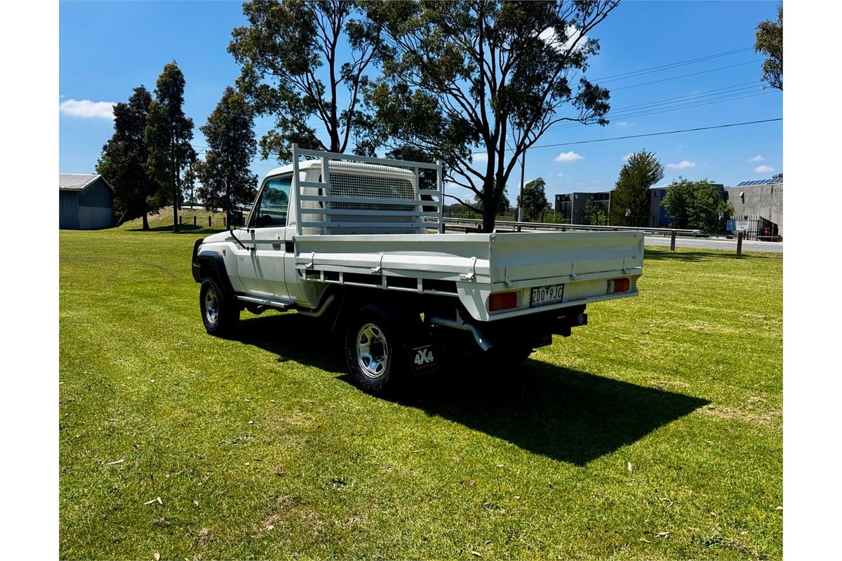 2010 Toyota Landcruiser Workmate VDJ79R 4X4