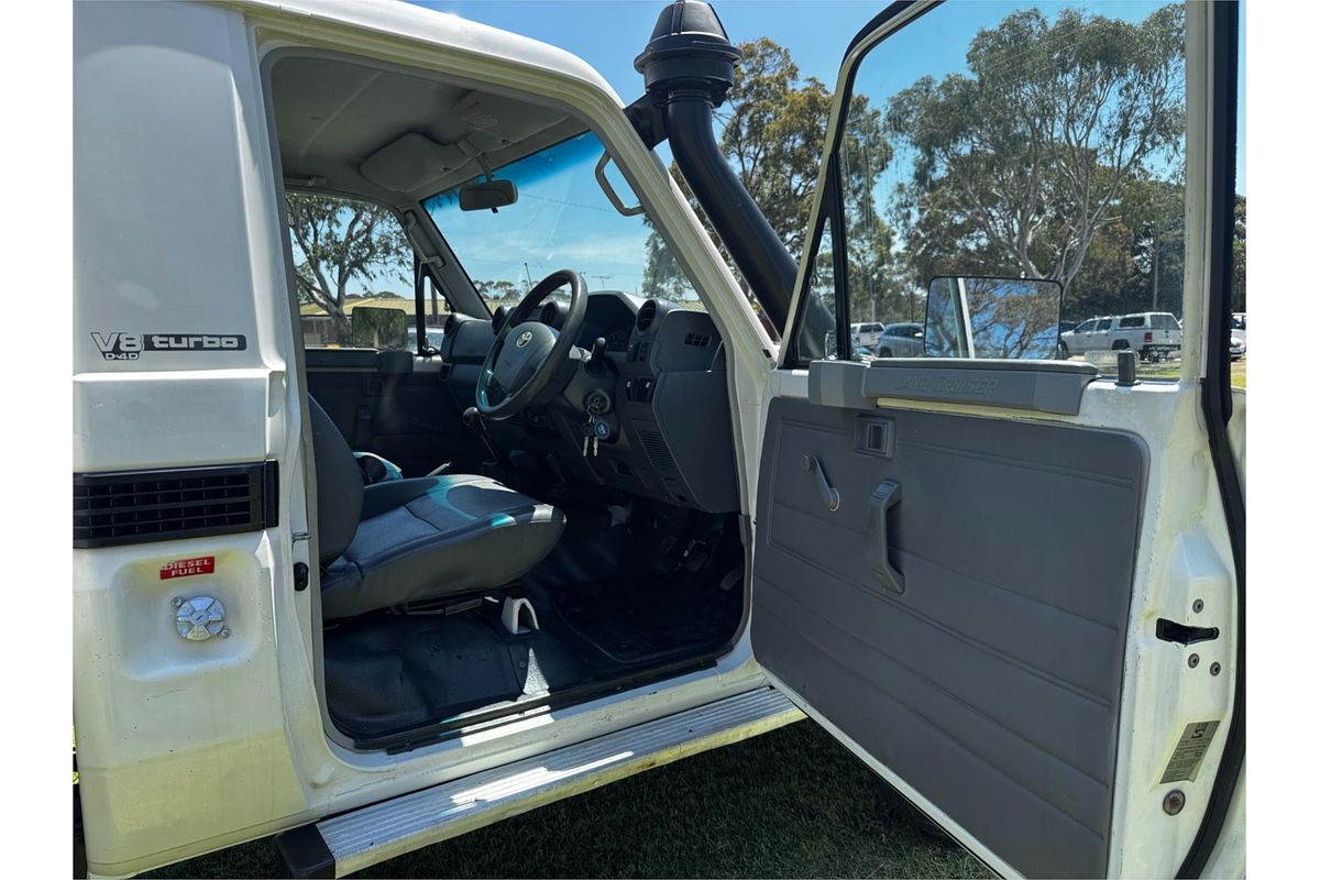 2010 Toyota Landcruiser Workmate VDJ79R 4X4