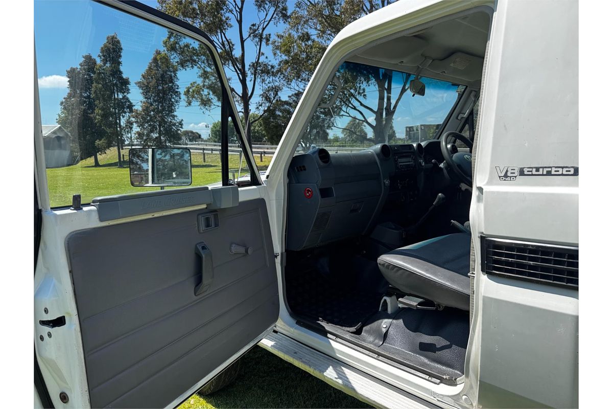 2010 Toyota Landcruiser Workmate VDJ79R 4X4