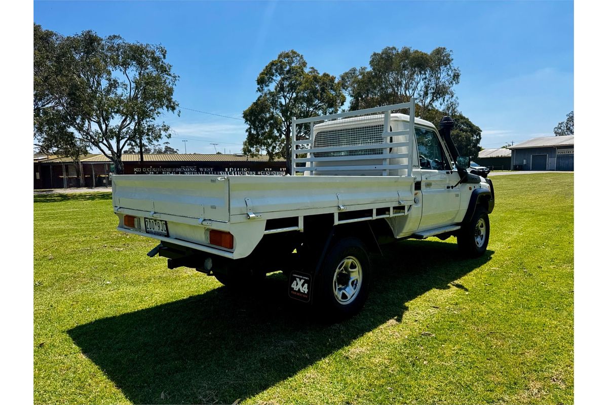 2010 Toyota Landcruiser Workmate VDJ79R 4X4