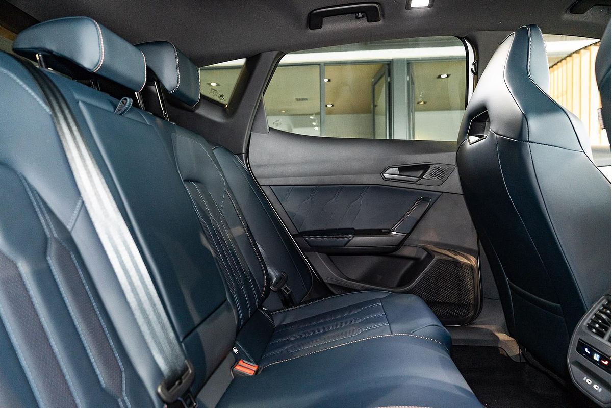 2024 CUPRA Formentor VZx KM