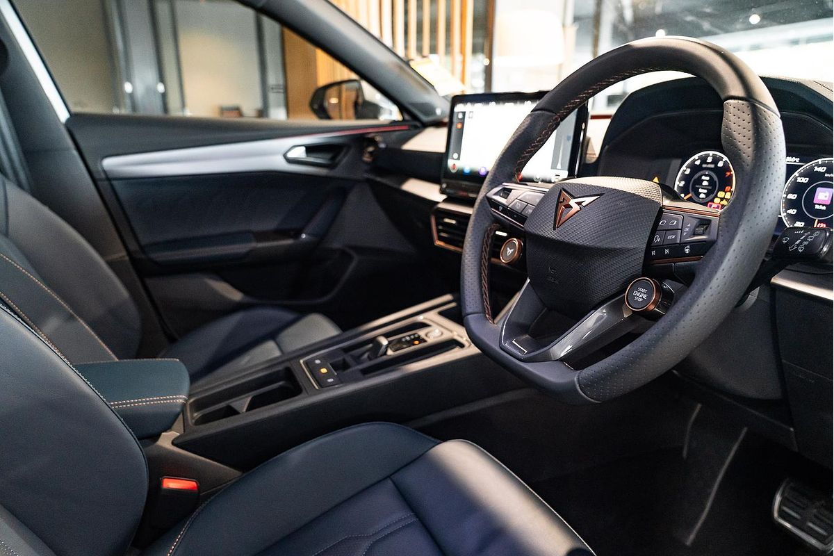 2024 CUPRA Formentor VZx KM