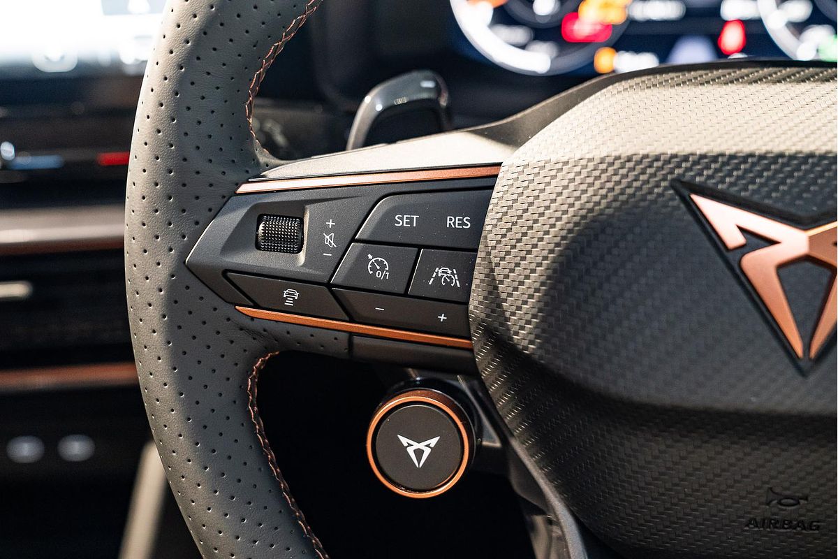 2024 CUPRA Formentor VZx KM