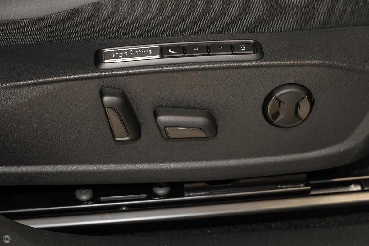 2025 Volkswagen ID.4 Pro E2