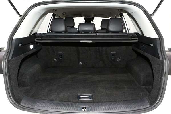 2024 MG HS Vibe SAS23