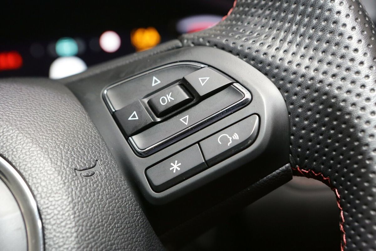 2024 MG HS Vibe SAS23